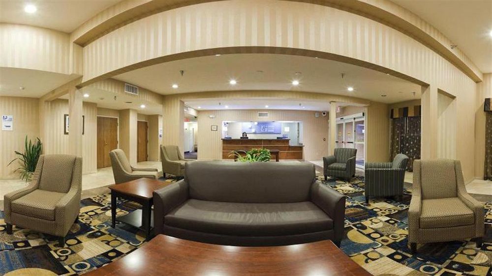 Comfort Inn & Suites Junction City - Near Fort Riley Exterior foto